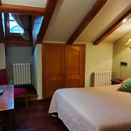 Aragueells Hotel