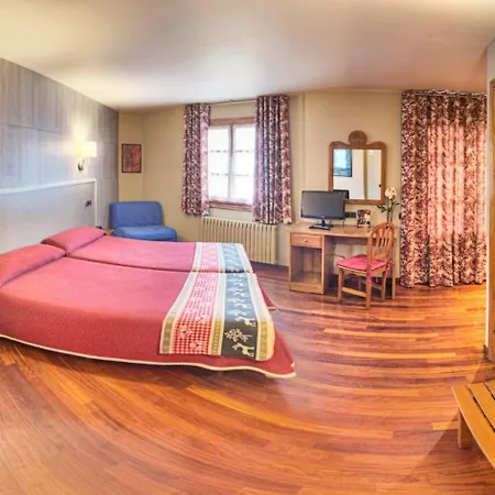 Hotel Aragueells 2*