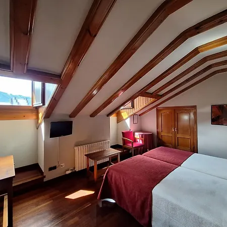 Hotell Aragueells Benasque