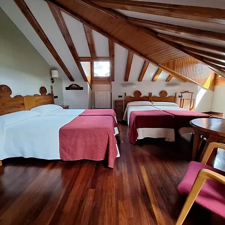 Aragueells Hotel