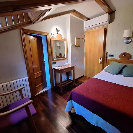 Aragueells Hotel 2*