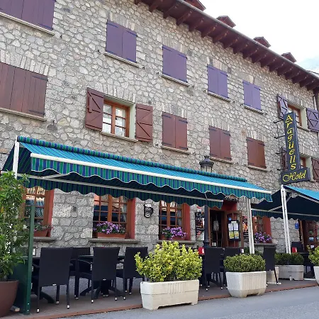 Aragueells Hotel