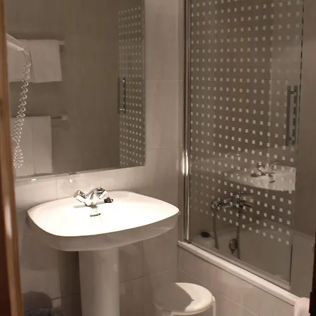 Aragueells Hotel 2*