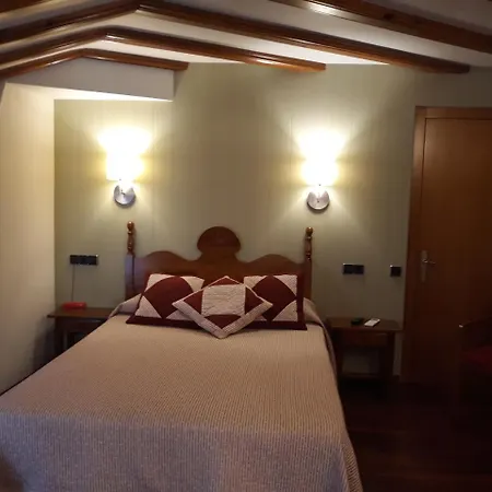 Aragueells Hotel 2*