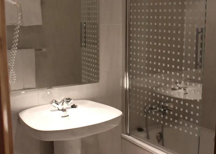 Aragueells Hotell 2*