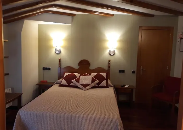 Aragueells Hotell 2*